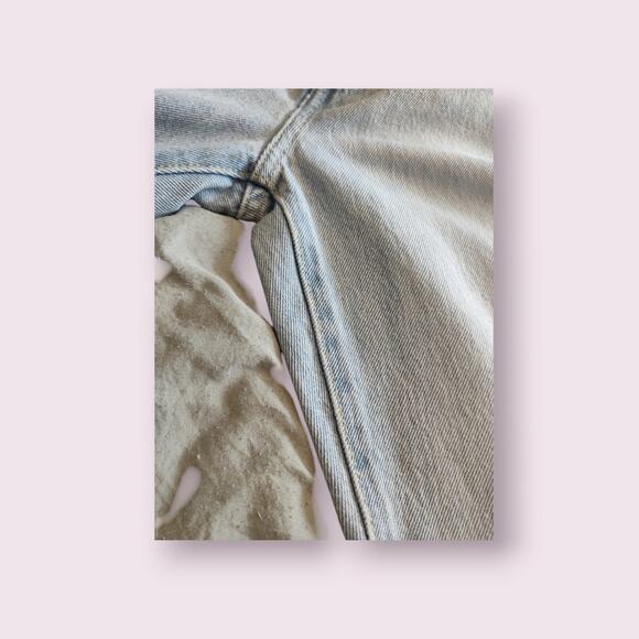 Levi's 501 81' Women's 25×31 Big E Light Wash Denim Vintage‎ Reproduction - Picture 15 of 16